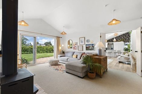 Photo of property in 18a Russell Drive, Oakura, 4314