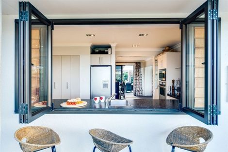 Photo of property in 35 Moorhouse Street, Taradale, Napier, 4112