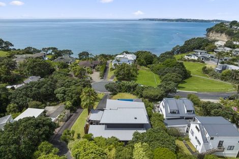 Photo of property in 36a Glenelg Road, Red Beach, 0932