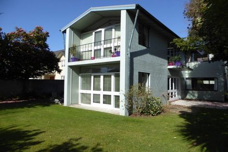 Photo of property in 2/28 Glandovey Road, Fendalton, Christchurch, 8052