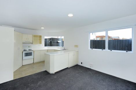 Photo of property in 4/241 Kilmore Street, Christchurch Central, Christchurch, 8011