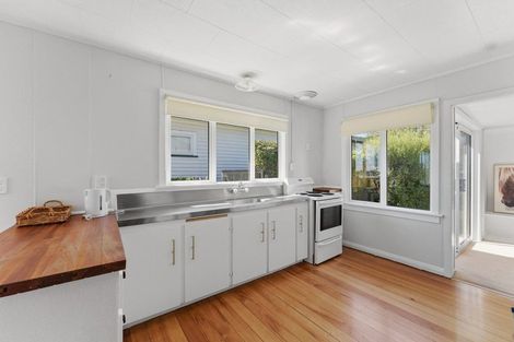 Photo of property in 251 Frankley Road, Frankleigh Park, New Plymouth, 4310