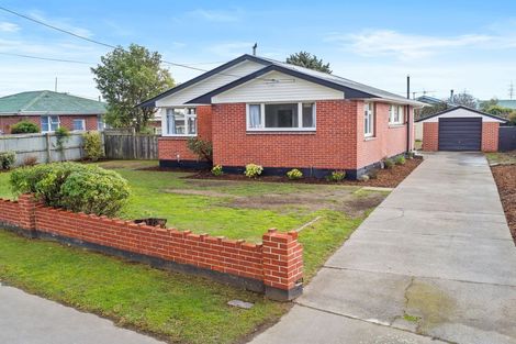 Photo of property in 336 Waterloo Road, Islington, Christchurch, 8042
