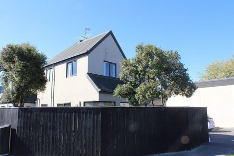 Photo of property in 74 Mandeville Street, Riccarton, Christchurch, 8011