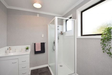 Photo of property in 80 Dunbeath Place, Kew, Invercargill, 9812