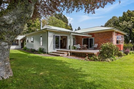 Photo of property in 506 Frankley Road, Hurworth, New Plymouth, 4371