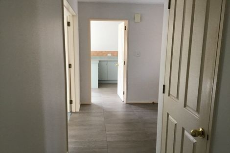 Photo of property in 17 Craig Place, Bridge Hill, Alexandra, 9320