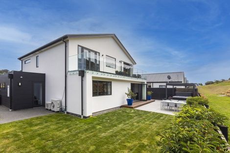 Photo of property in 27 Long Acre Drive, Cracroft, Christchurch, 8022