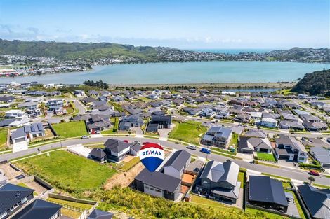 Photo of property in 37a Waitaria Terrace, Aotea, Porirua, 5024