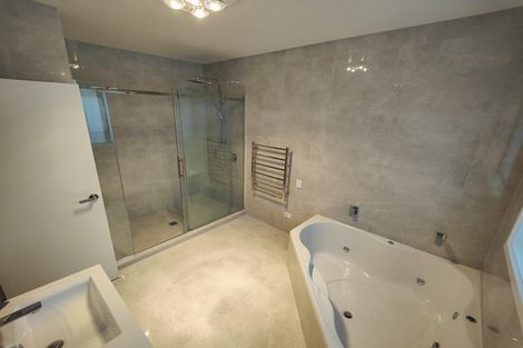 Photo of property in 8 Sydney Place, Flagstaff, Hamilton, 3210