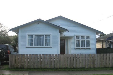 Photo of property in 1 Heath Grove, Waiwhetu, Lower Hutt, 5010