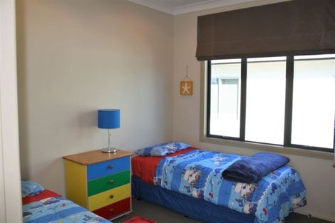 Photo of property in 158 Waterways Parade, Pauanui, Hikuai, 3579