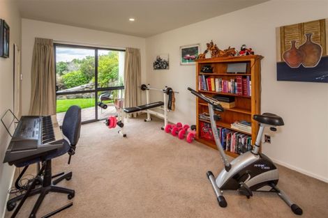 Photo of property in 1 Benjamin Lane, Huntsbury, Christchurch, 8022