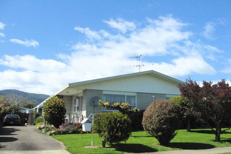 Photo of property in 1/55 Norwich Street, Stoke, Nelson, 7011