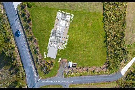 Photo of property in 2138 Cove Road, Mangawhai, 0573