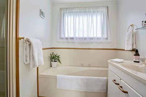 Photo of property in 79a Grey Street, Cambridge, 3434