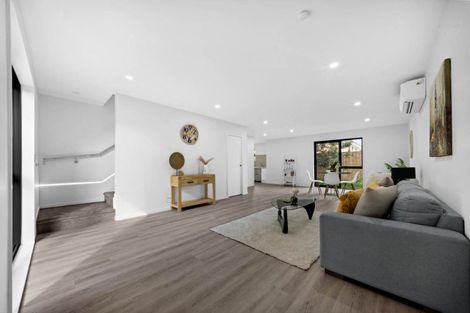 Photo of property in 60d Landscape Road, Papatoetoe, Auckland, 2025