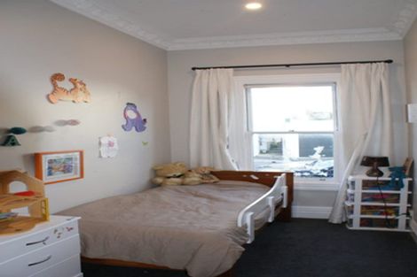 Photo of property in 1 Caroline Street, Mount Victoria, Wellington, 6011