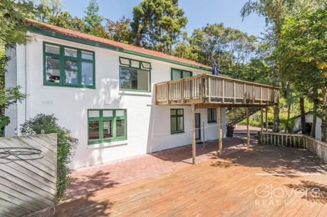 Photo of property in 23 Wood Bay Road, Titirangi, Auckland, 0604
