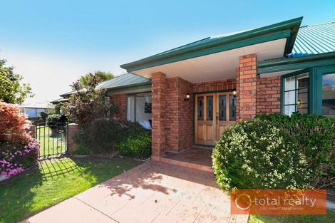 Photo of property in 28 Riverton Terrace, Halswell, Christchurch, 8025