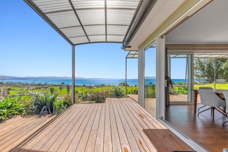 Photo of property in 706 Abel Tasman Drive, Clifton, Takaka, 7183