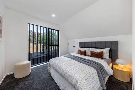 Photo of property in 15 Humariri Street, Point Chevalier, Auckland, 1022