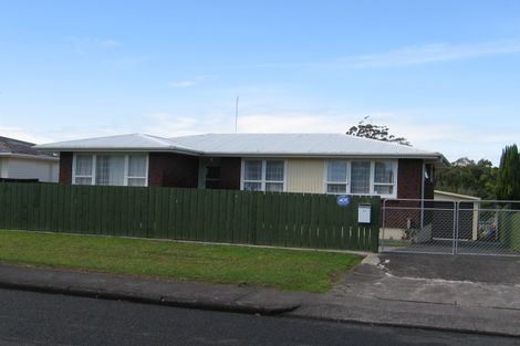 Photo of property in 31 Riverpark Crescent, Henderson, Auckland, 0610