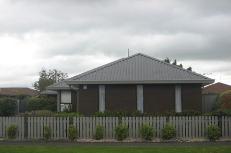 Photo of property in 3 Tivoli Place, Bishopdale, Christchurch, 8053