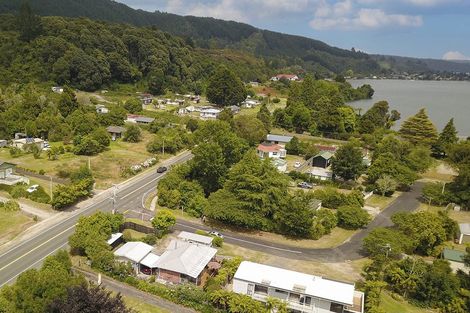 Photo of property in 2 Emery Road, Rotoiti Forest, Rotorua, 3074