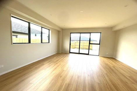 Photo of property in 18 Rorotu Avenue, Karaka, Papakura, 2113