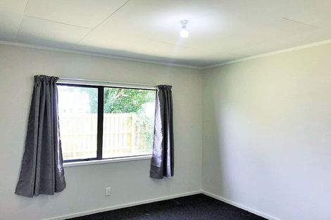 Photo of property in 1/5 Solveig Place, Randwick Park, Auckland, 2105