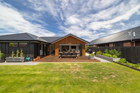 Photo of property in 8 Roys Street, Marshland, Christchurch, 8083