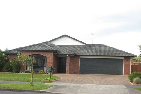 Photo of property in 40 Glenross Drive, Wattle Downs, Auckland, 2103