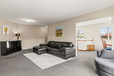 Photo of property in 2/18 Barnes Road, Redwood, Christchurch, 8051