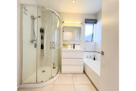 Photo of property in 3/118a Sawyers Arms Road, Northcote, Christchurch, 8052