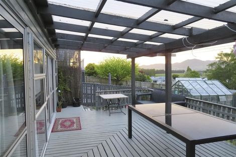 Photo of property in 4 Aotea Crescent, Gore, 9710