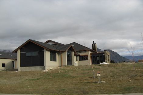 Photo of property in 1 Mount Gold Place, Wanaka, 9305
