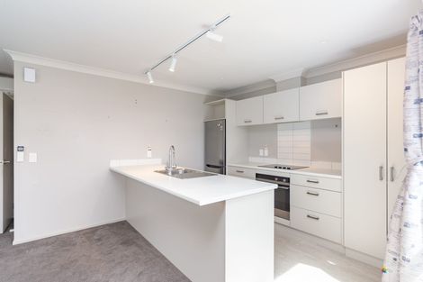 Photo of property in 2 Mandel Mews, Waiwhetu, Lower Hutt, 5010