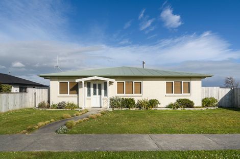 Photo of property in 93 Parnell Heights, Kelvin Grove, Palmerston North, 4414