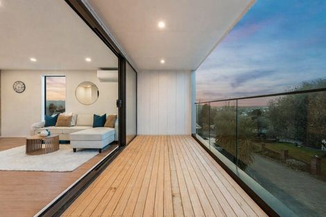 Photo of property in 4202d Great North Road, Glendene, Auckland, 0602