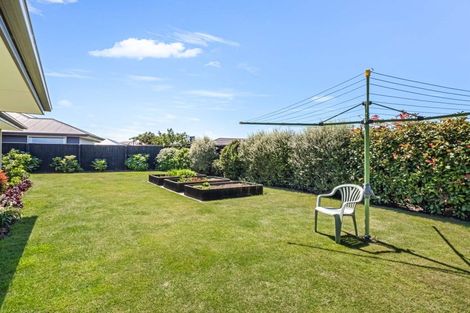 Photo of property in 16 Foxton Drive, Kaiapoi, 7630