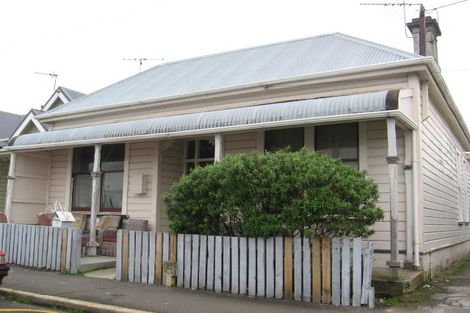 Photo of property in 9 Bathgate Street, South Dunedin, Dunedin, 9012