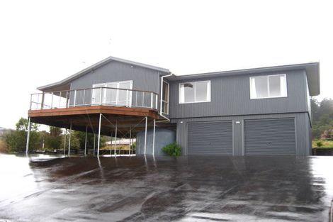 Photo of property in 9 Ranui Place, Moana, 7872