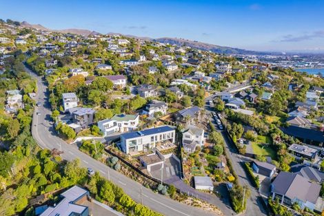 Photo of property in 32 Mount Pleasant Road, Mount Pleasant, Christchurch, 8081