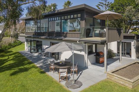 Photo of property in 6 Endeavour Place, Cooks Beach, Whitianga, 3591