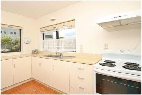 Photo of property in 4/50 Wellington Street, Howick, Auckland, 2014