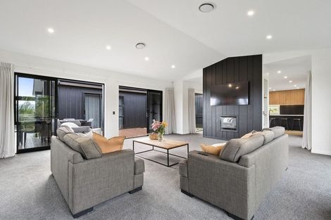 Photo of property in 6 Dickins Lane, Aokautere, Palmerston North, 4471