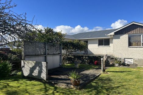 Photo of property in 59 Callender Terrace, Paraparaumu Beach, Paraparaumu, 5032