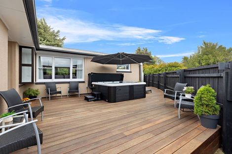 Photo of property in 856 Main North Road, Belfast, Christchurch, 8051