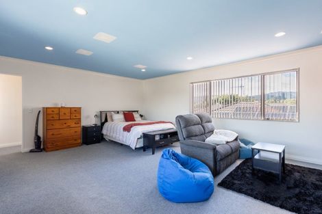 Photo of property in 177 Mazengarb Road, Paraparaumu, 5032